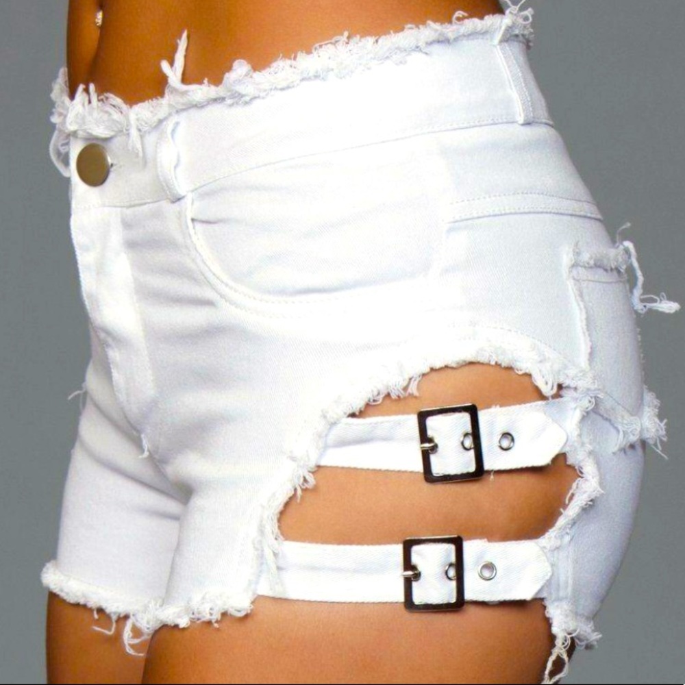 Be Wicked Jean cutoff buckle shorts